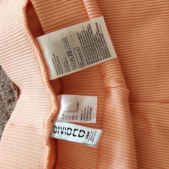 🍭NWOT🍭 H&M DIVIDED ribbed biker shorts, Size L, set of 2, lime green and peach - Picture 8 of 10